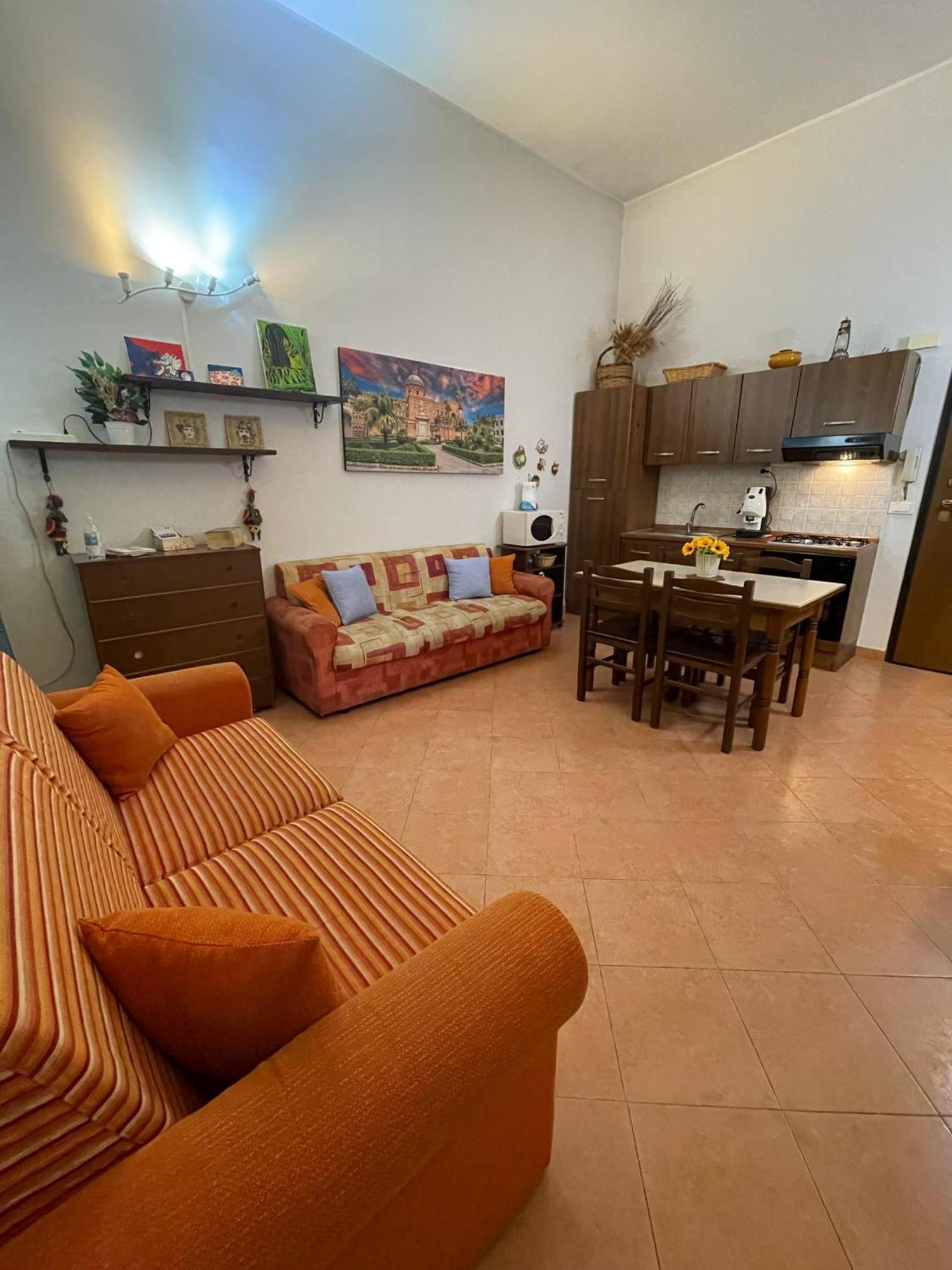 Apartament Hola Cathedral House Cadorna Palermo Zewnętrze zdjęcie