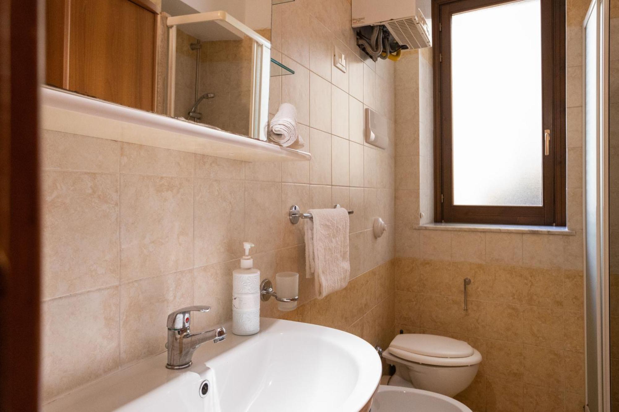 Apartament Hola Cathedral House Cadorna Palermo Zewnętrze zdjęcie