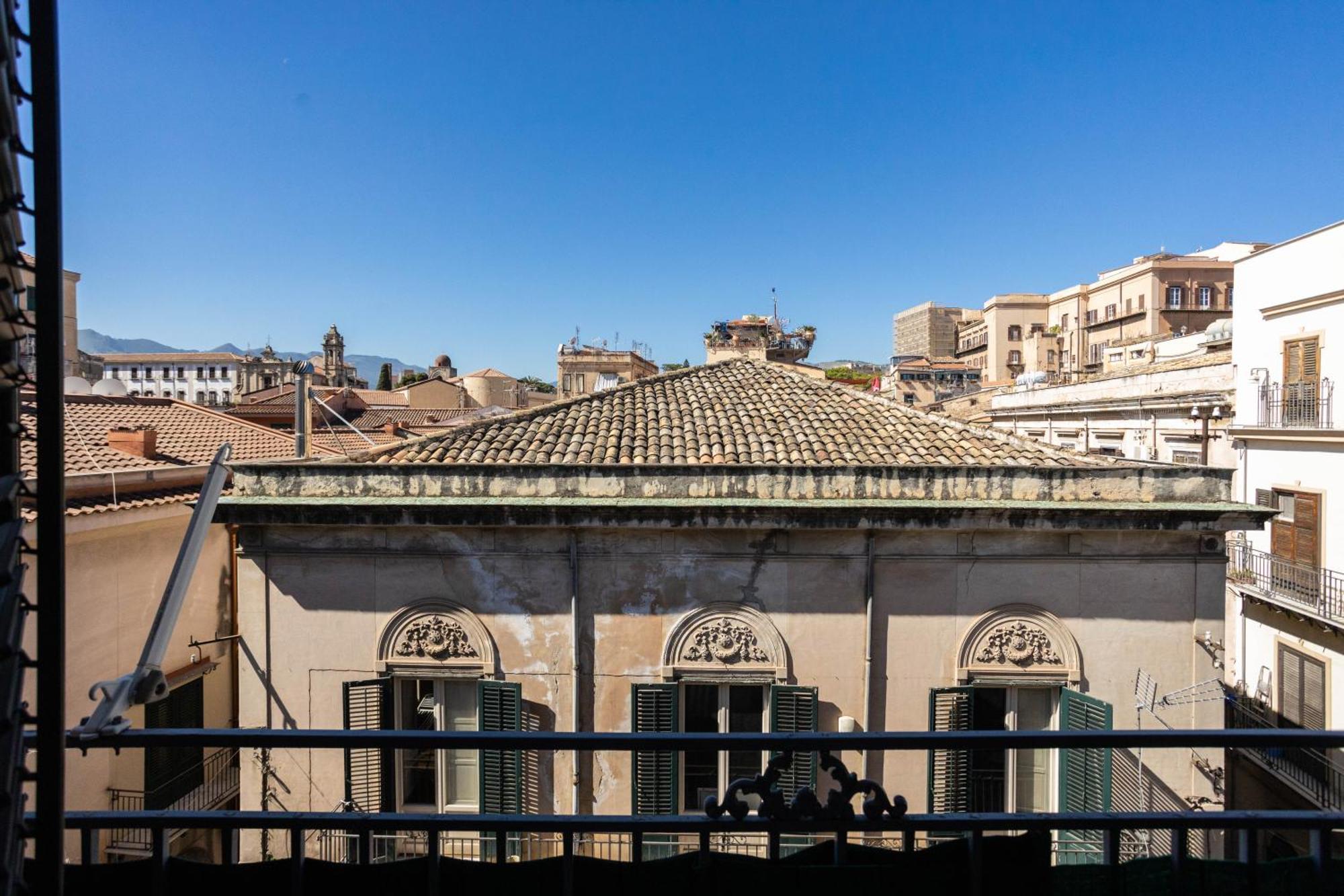 Apartament Hola Cathedral House Cadorna Palermo Zewnętrze zdjęcie